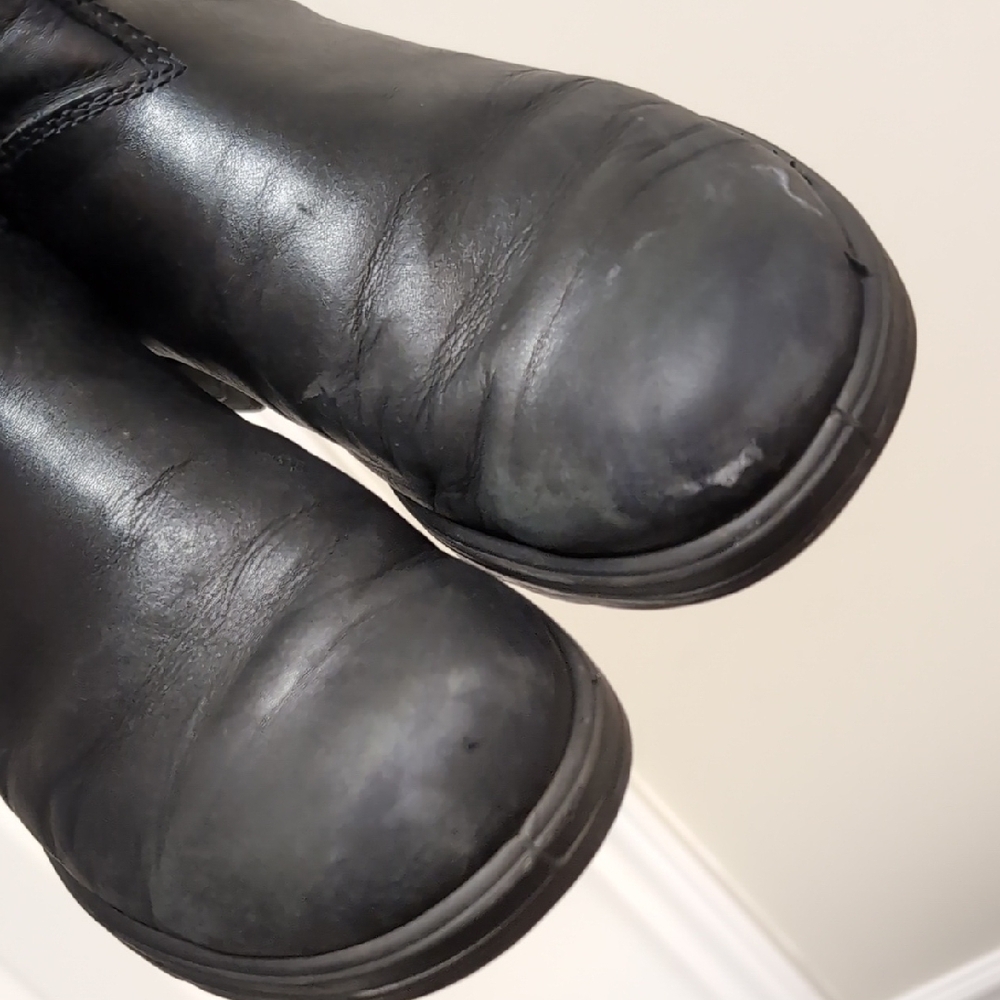 Blundstone Black Leather Ankle Boots - Picture 8 of 10